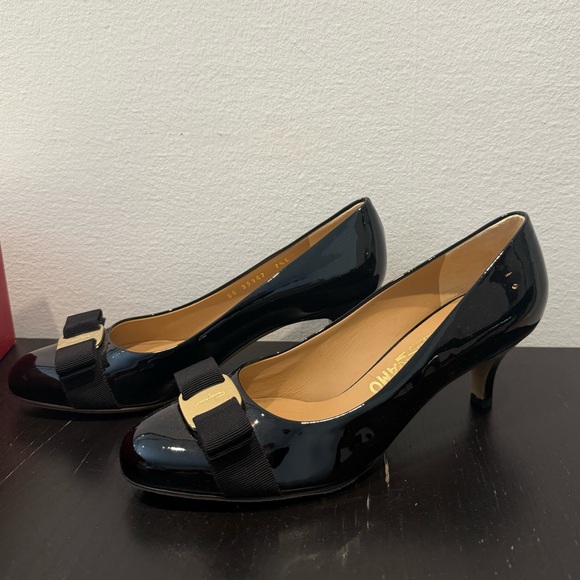 Salvatore Ferragamo Carla 55 Black Patent Leather Pumps - Picture 2 of 5